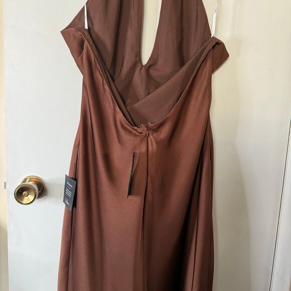 Lulus Satin Halter Midi Dress Brown Sz L NWT | Open Back Wedding Guest Gown - Picture 5 of 16
